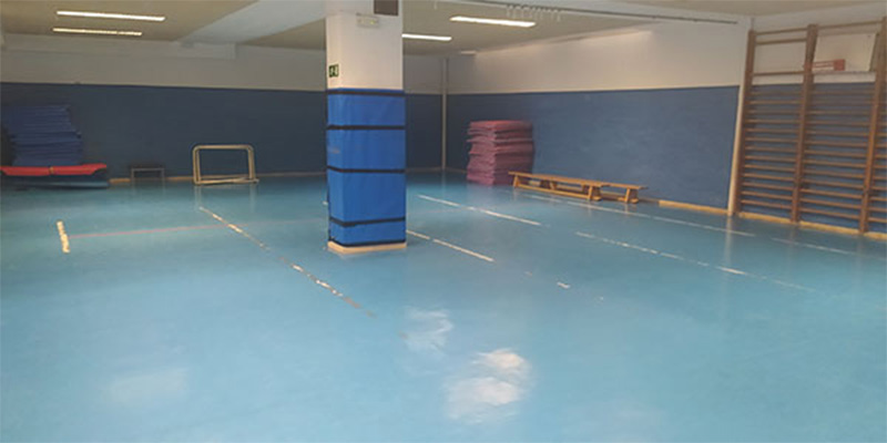 Alquiler del gimnasio pequeño del colegio Juan de Valdés de San Blás, Las Rosas, Madrid