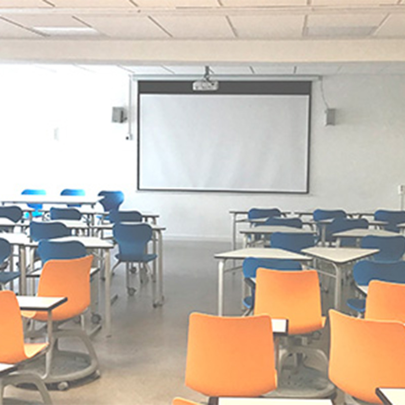 Sala diáfana en alquiler del colegio Juan de Valdés en San Blas, Las Rosas, Madrid