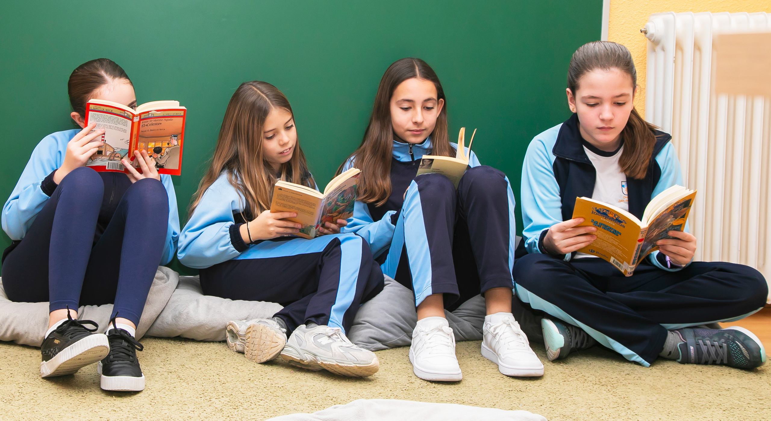 Alumnas de Primaria de Juan de Valdés